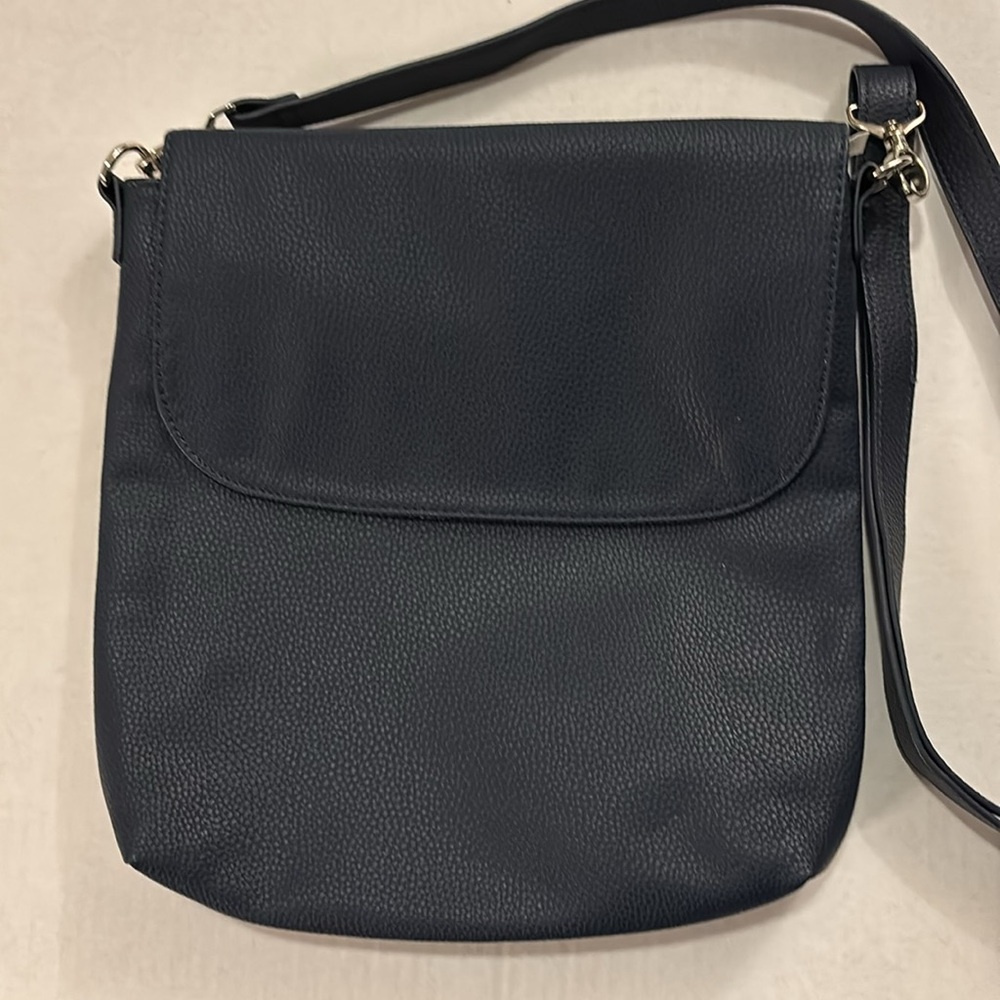 Thirty-One Jewell Pebble Navy Purse with extra fronts